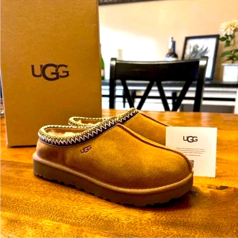 BRAND NEW UGG Tasman